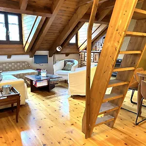 Apartament Amb Llar De Foc I Altell A By Rural D'aneu Llavorsí